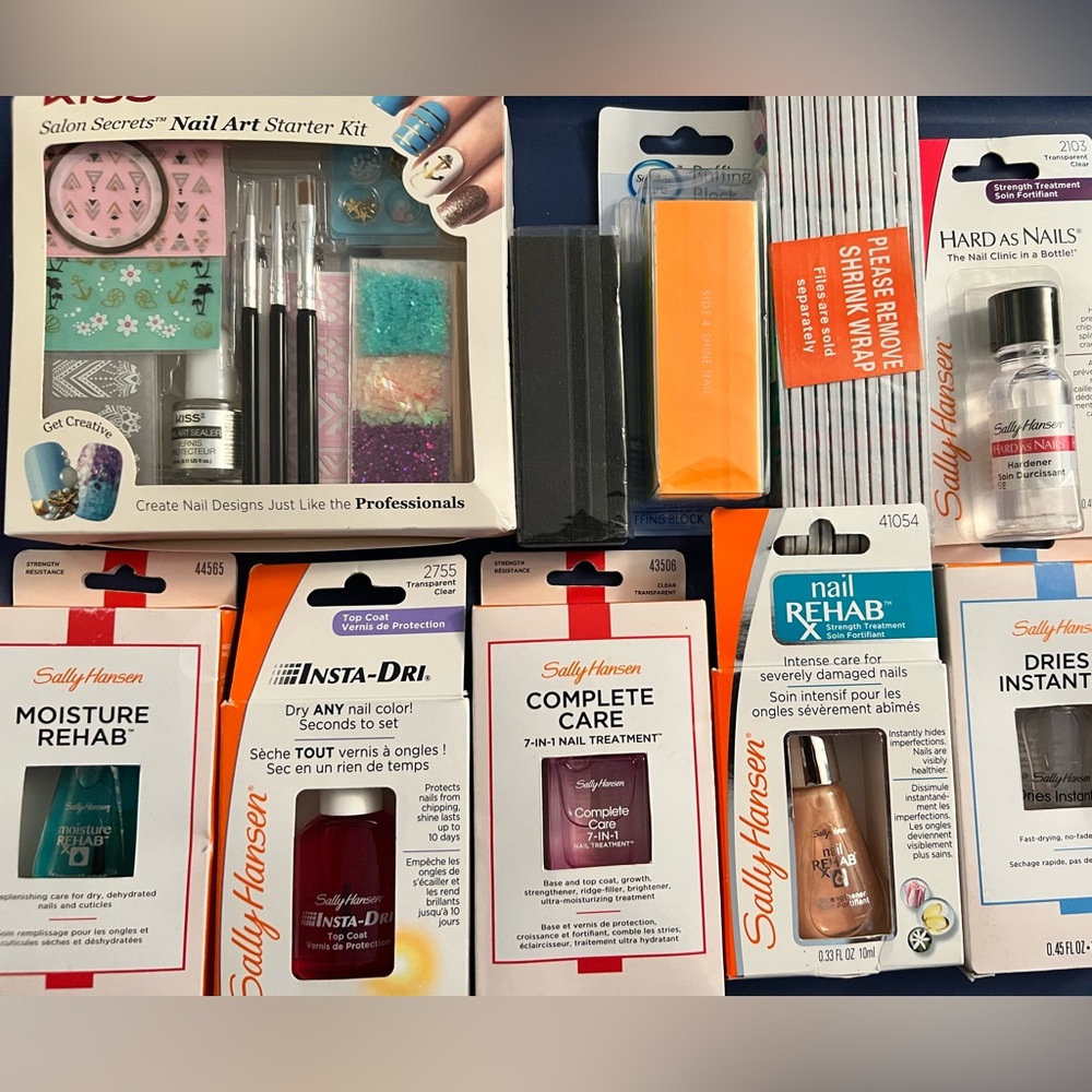Brand new Kiss and Sally Hansen nail lot